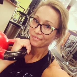 Meet your Posher, Angie